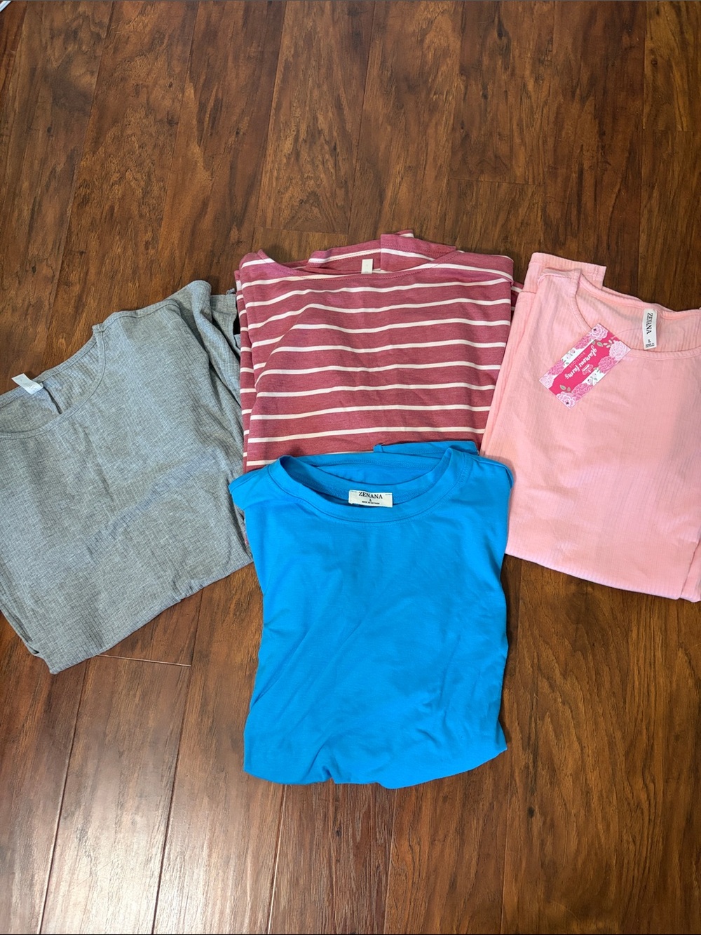 Womens size L tops Crewneck T-Shirt Bundle — Blue, Pink, Gray, Red Stripe